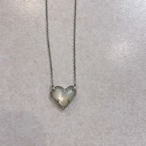 Kendra Scott necklace